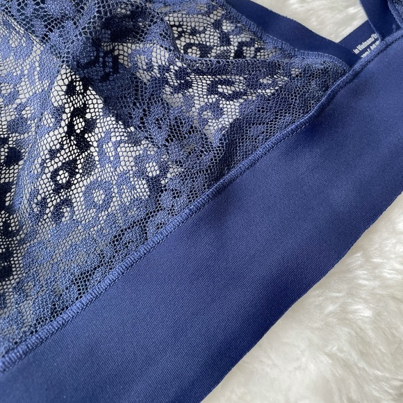 Victoria Secret Bralette - Picture 2 of 5